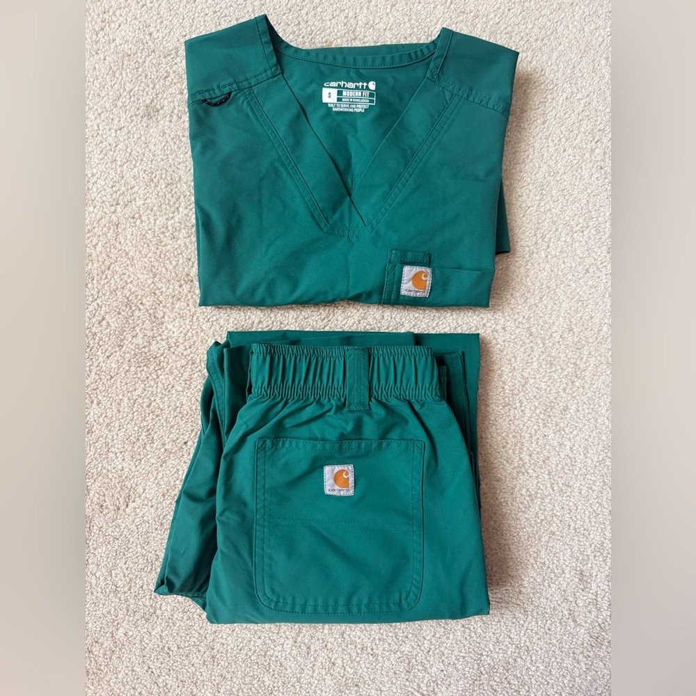 Carhartt Green Scrub Set